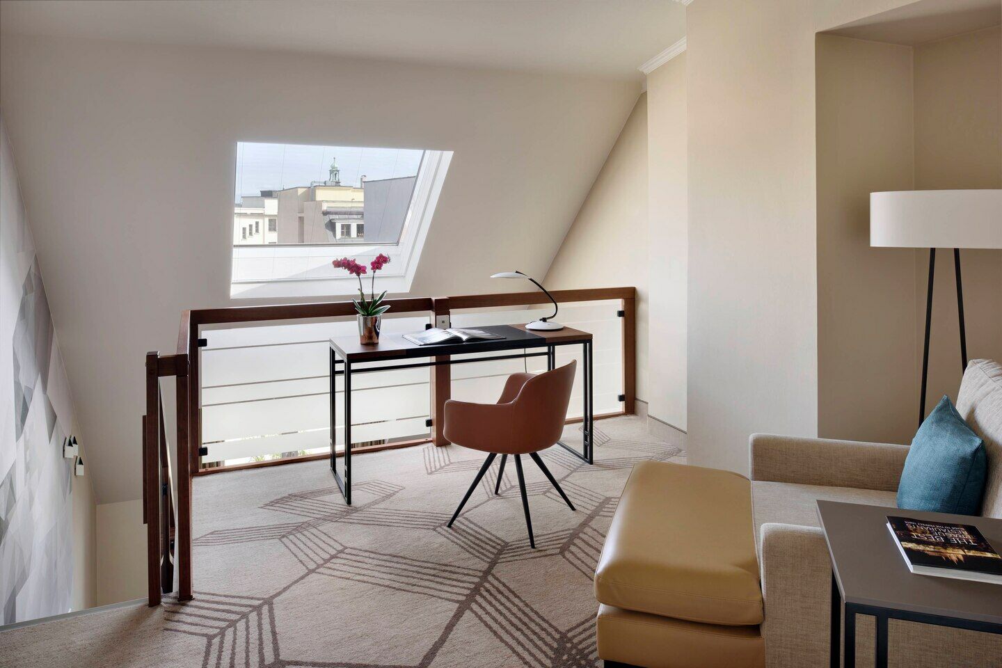 Prague Marriott Hotel Phòng bức ảnh A room at the Hotel